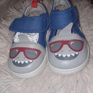 Fun Shark Design Kids Sneakers in Blue and Gray